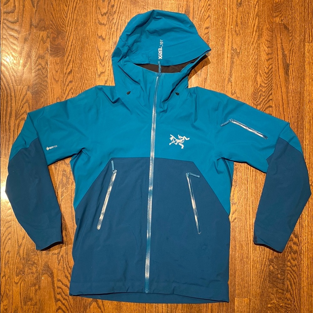 Arc'teryx Rush IS Men’s Jacket (Medium)